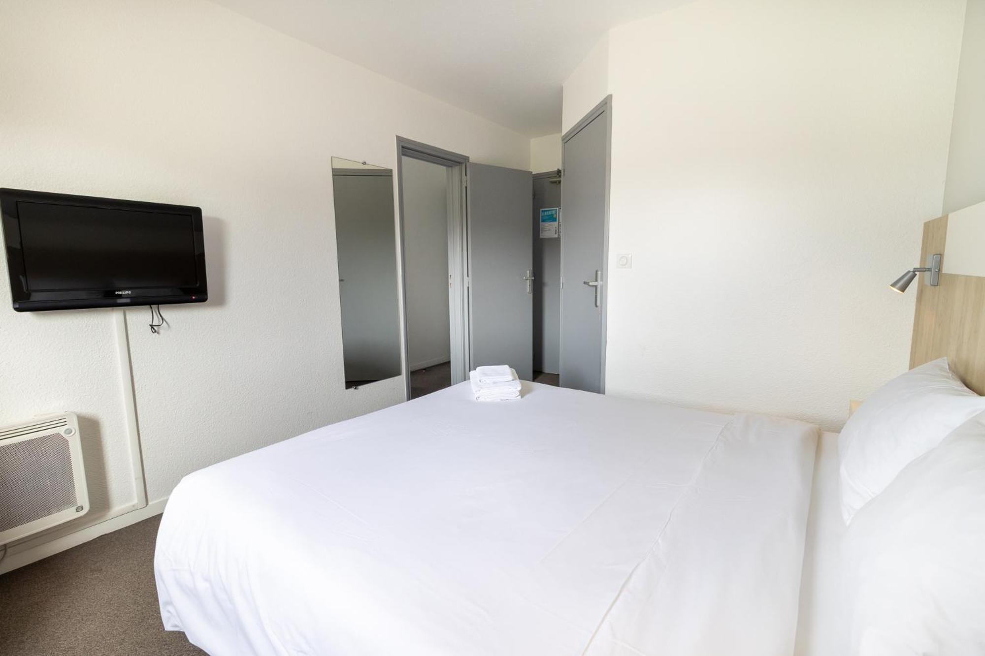 Kyriad Direct Auxerre - Hotel 2*